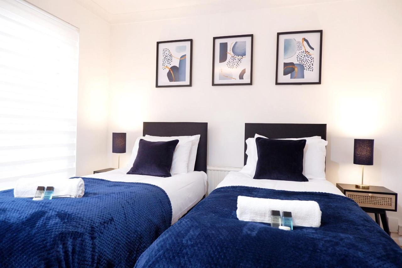 Comfortable And Cozy 4-Bedroom House Near The Hospital CBG Buitenkant foto