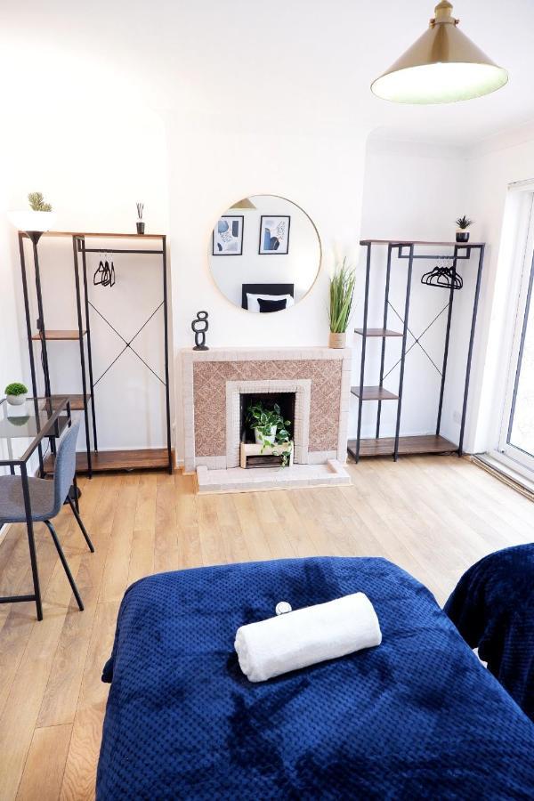 Comfortable And Cozy 4-Bedroom House Near The Hospital CBG Buitenkant foto