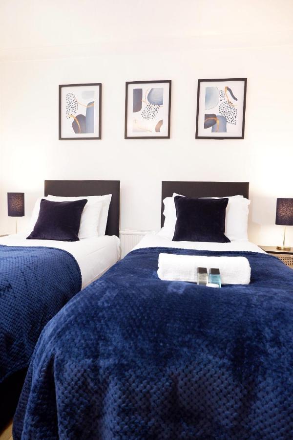 Comfortable And Cozy 4-Bedroom House Near The Hospital CBG Buitenkant foto