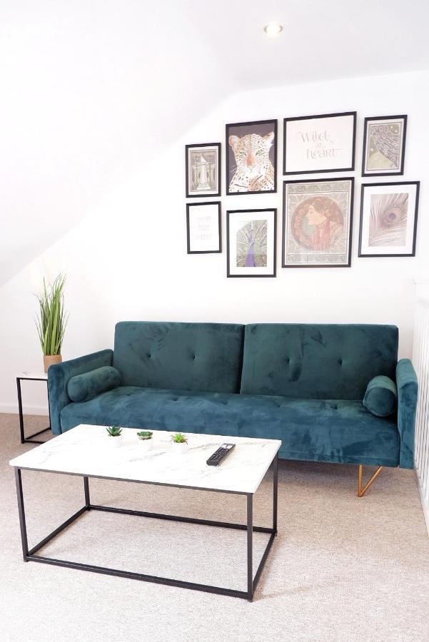 Comfortable And Cozy 4-Bedroom House Near The Hospital CBG Buitenkant foto