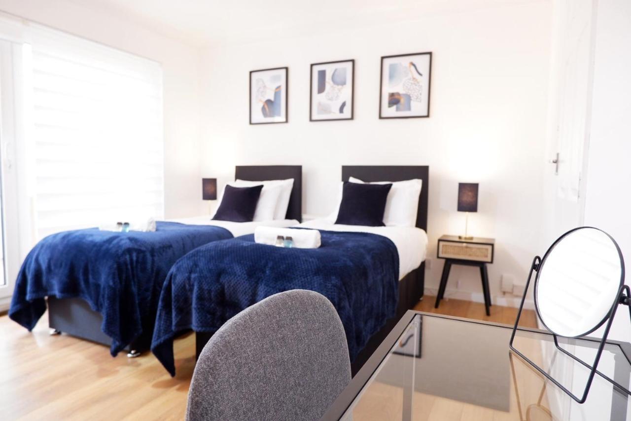 Comfortable And Cozy 4-Bedroom House Near The Hospital CBG Buitenkant foto